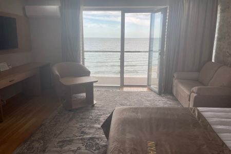 Делюкс 2-местный (вид на море)