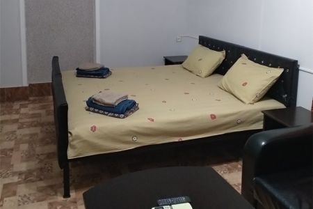 Семейный 2-местный (с ванной комнатой)