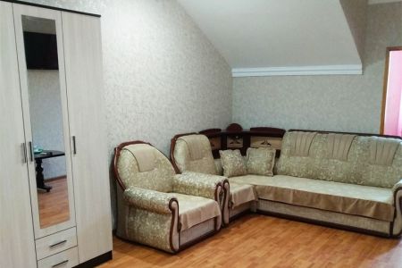 Люкс 4-местный 3-комнатный