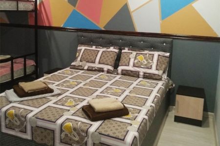 Семейный 2-местный (с ванной комнатой)