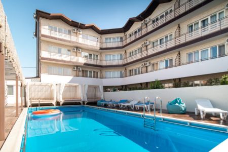 «Meduza Club» / «Медуза Клуб» отель