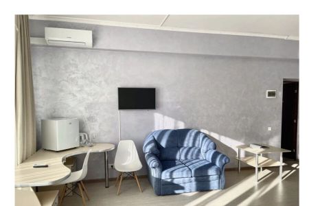 Стандартный улучшенный 2-местный 1-комнатный (выход во двор)