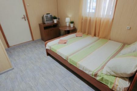 Семейный 6-местный 2-комнатный