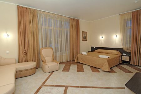 «Maks House» / «Макс Хаус» отель