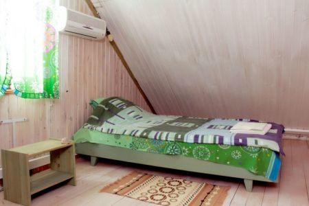 Домик 4-местный Осетр