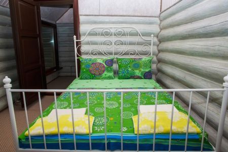 Домик 4-местный Осетр