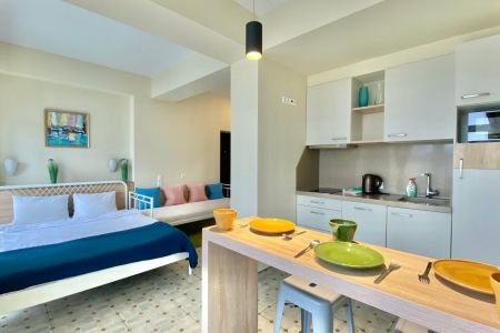 Студио 4-местный (с балконом, 0642)