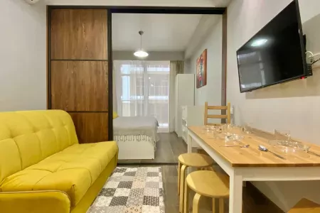 Студио 4-местный (с балконом, 0642)