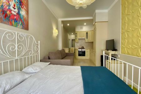 Студио 4-местный (с балконом, 0611)