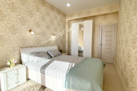 Апартаменты Евро 6-местный 2-комнатный (с балконом, 1106, Первомайская, д.1)