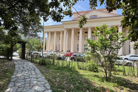 Апартаменты 6-местный 3-комнатный (с балконом, 0015)