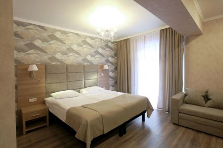 Семейный 3-местный 2-комнатный (50 кв.м.)