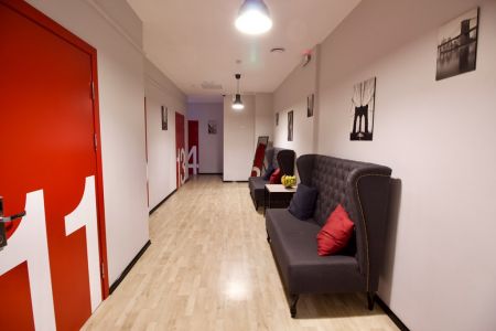 Место 3-местный