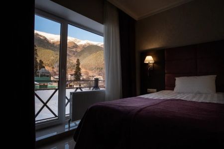 Коттедж 5-местный 2-уровневый (с камином)