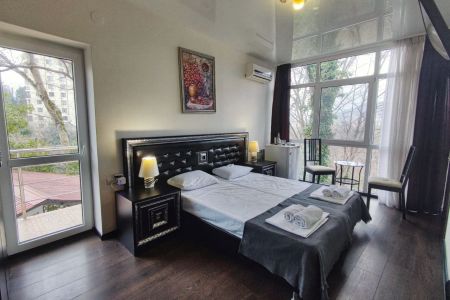 Люкс 2-местный (с террасой, №19)