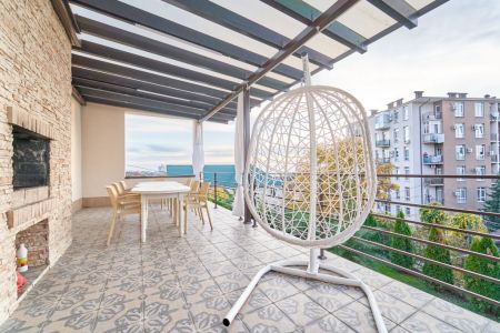 about-page-background-1