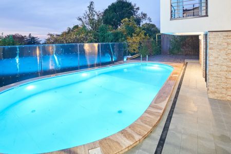 Открытый бассейн