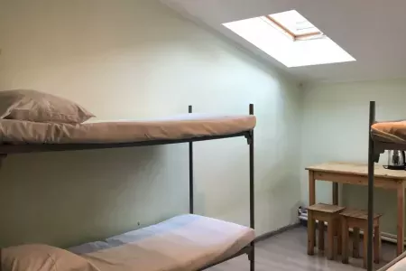 Место в 4-местном мужском номере с подселением (односпальные)