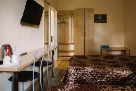 Дом 4-местный 4-комнаный с баней