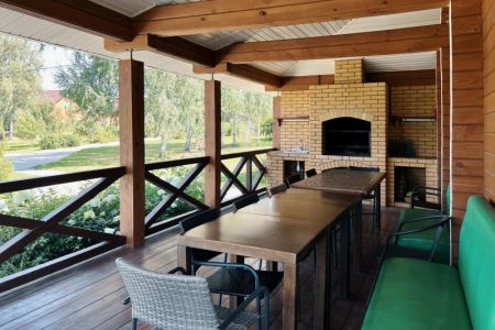 Дом 4-местный 4-комнаный с баней