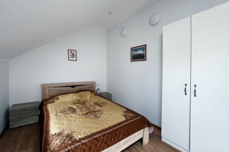 Дом 4-местный 4-комнаный с баней