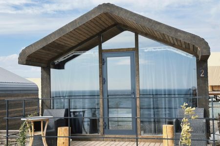 «Слон в удаве» глэмпинг