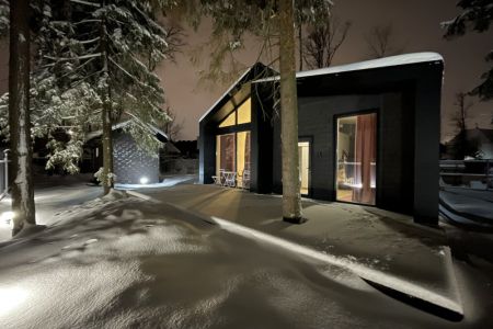 Барн 2-местный 1- комнатный Мандариновый 37.1