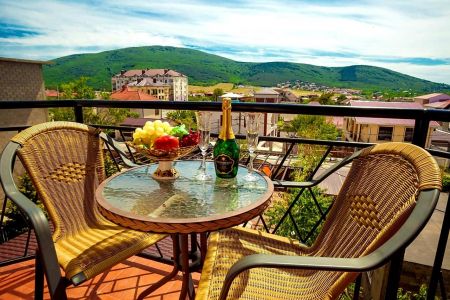 Люкс 4-местный 2-комнатный