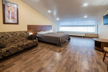 Номер 2-местный (с ванной вне номера)