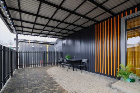 Люкс 4-местный 2-комнатный (с бассейном и кухней)