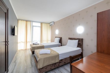 Полулюкс 2-местный 2-комнатный (корпус Лазурный)