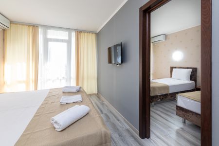 Полулюкс 2-местный 2-комнатный (корпус Лазурный)