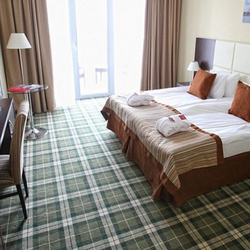 *Гостиничный комплекс "Bridge Resort" /"Бридж Резорт"