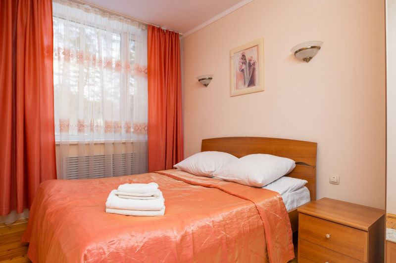 Апартаменты 4-местные 3-комнатные (4 корп.)