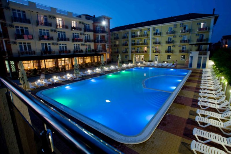 Открытый бассейн