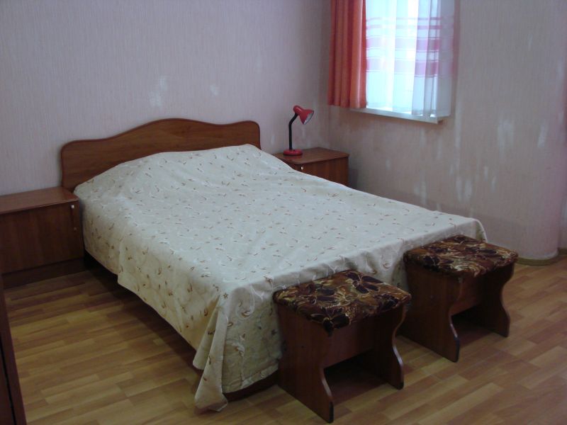 Стандартный 2-местный (4 этаж)