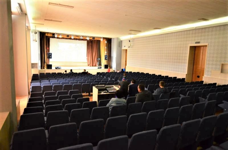 Конференц зал