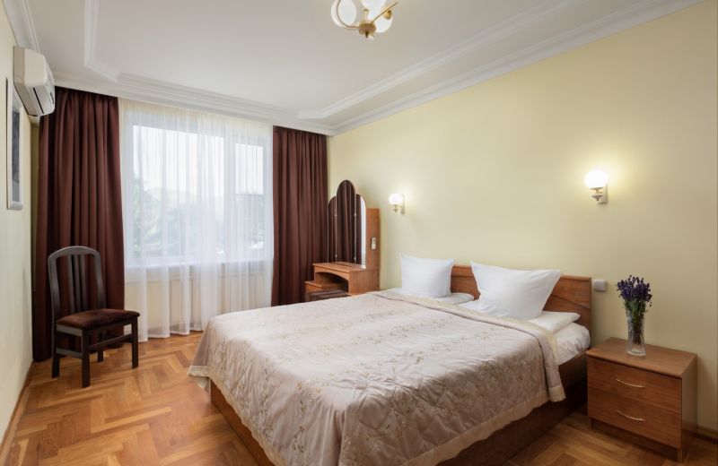 Люкс 2-местный 2-комнатный (корпус № 5)