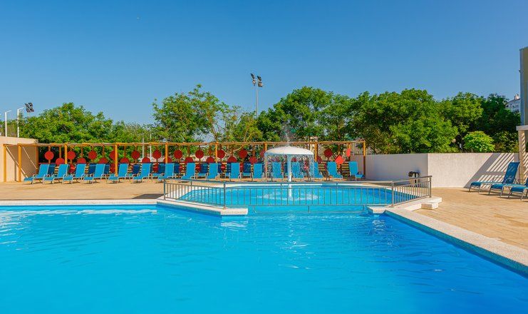 Открытый бассейн