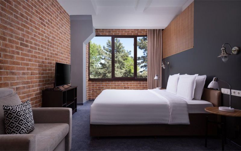 Junior Suite Land View
