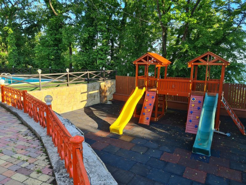 Детская площадка
