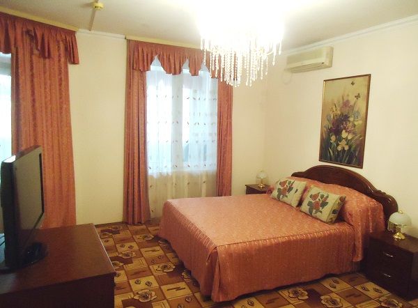 Люкс 2-местный 3-комнатный корпус 8