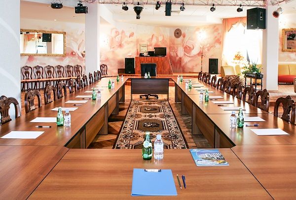 Конференц-зал