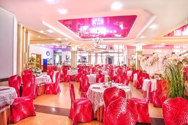 Ресторан. Зал "Зазеркалье"