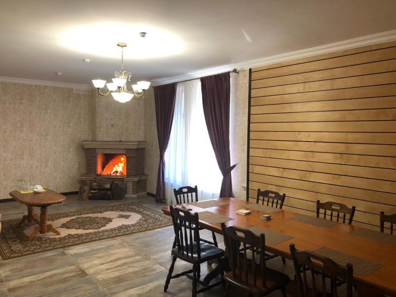 Каминный зал