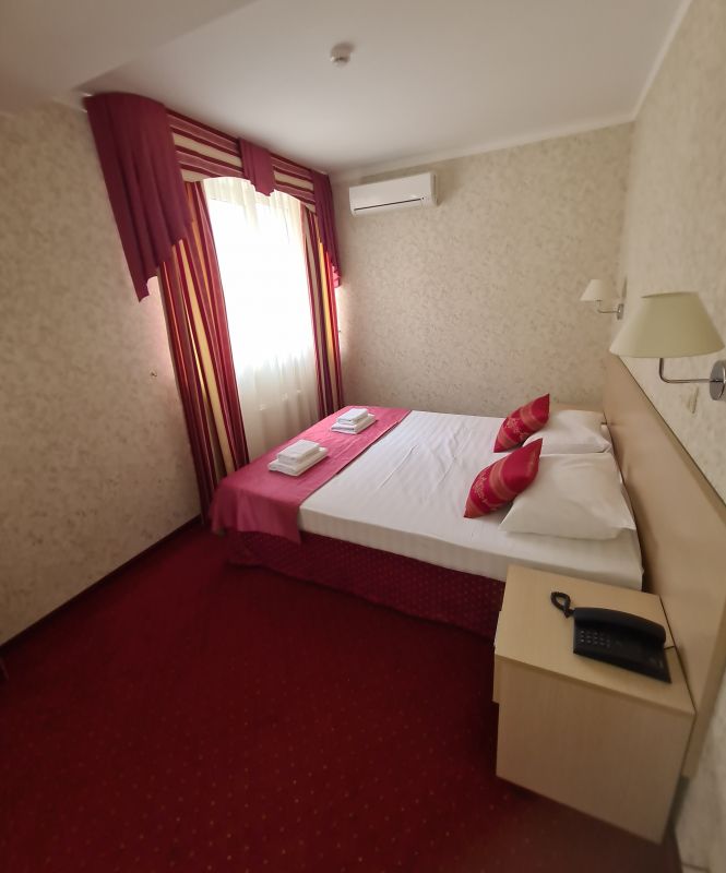 Стандартный 2-местный (с балконом, до 3-х гостей)