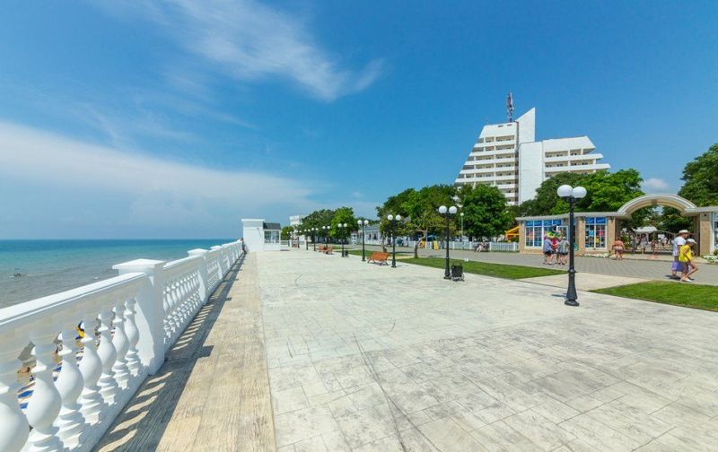 Набережная