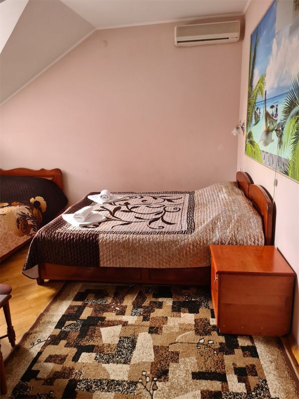 Стандартный 4-местный 1-комнатный