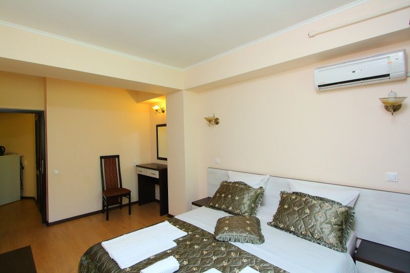 Стандартный 3-местный 2-комантный (корпус В)