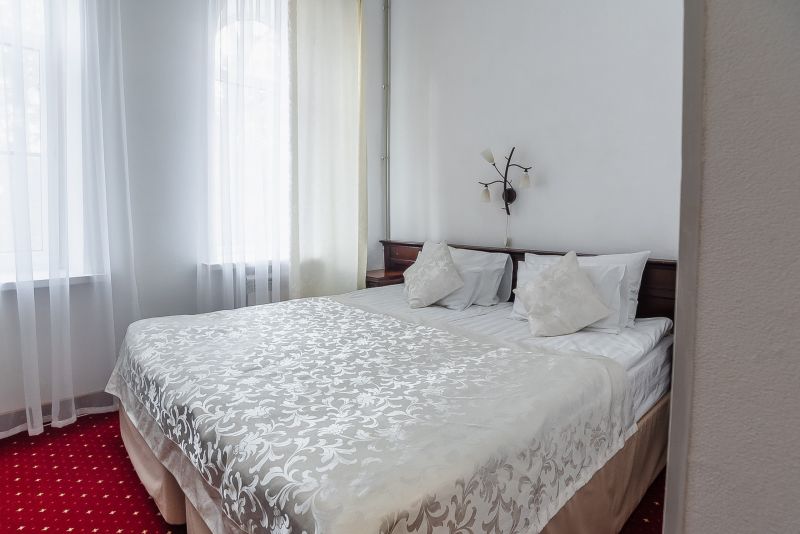 Стандартный Улучшенный 2-местный (в корпусе А №1 двуспальная кровать)